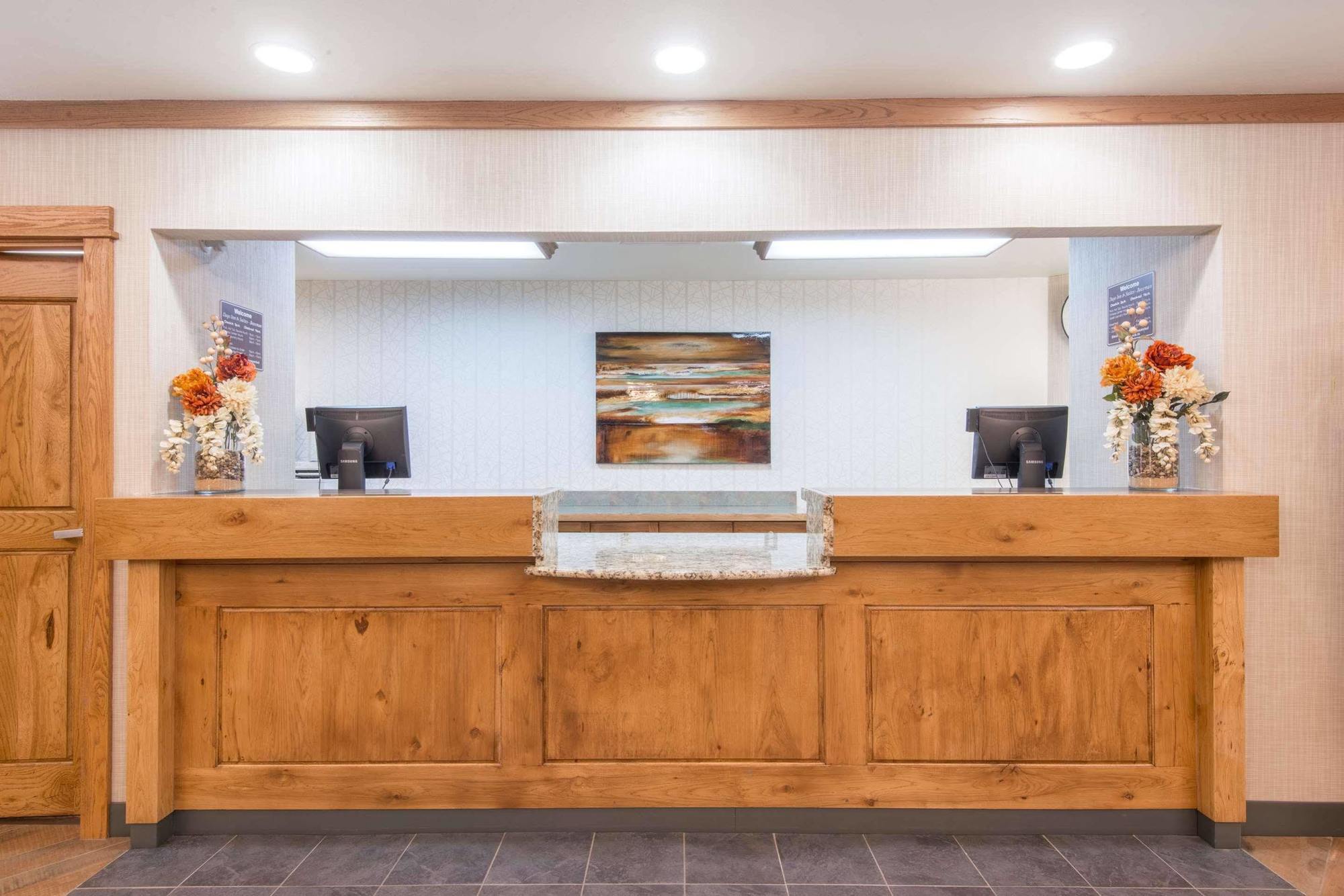 Days Inn & Suites By Wyndham Bozeman Exterior foto